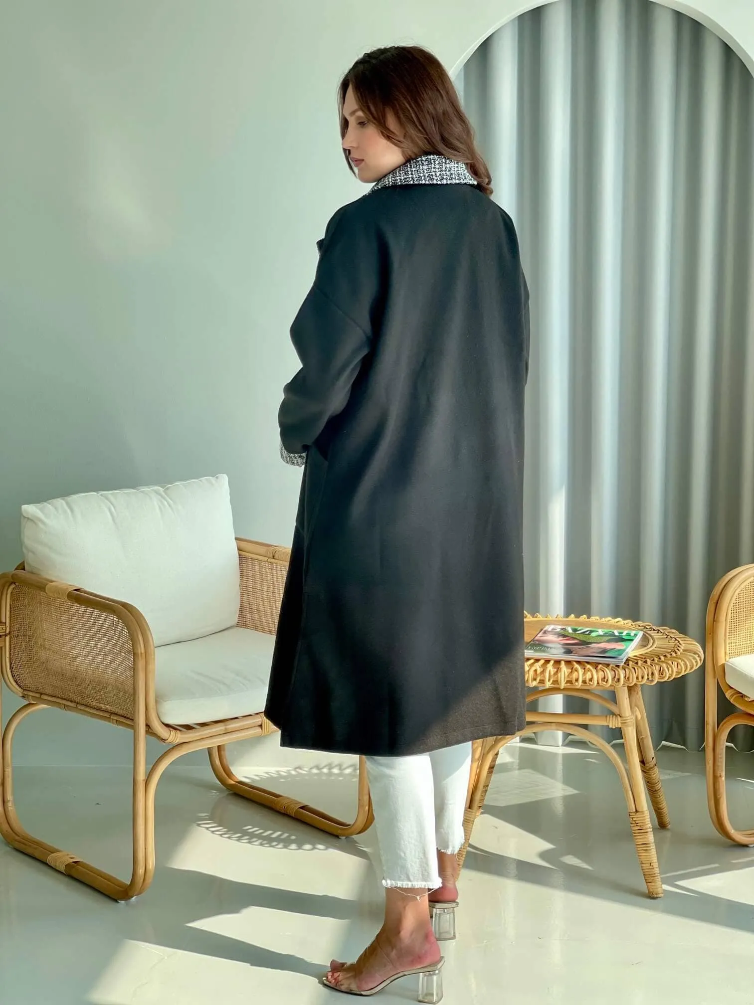 Black Drop Shoulder Coat (Plaided)