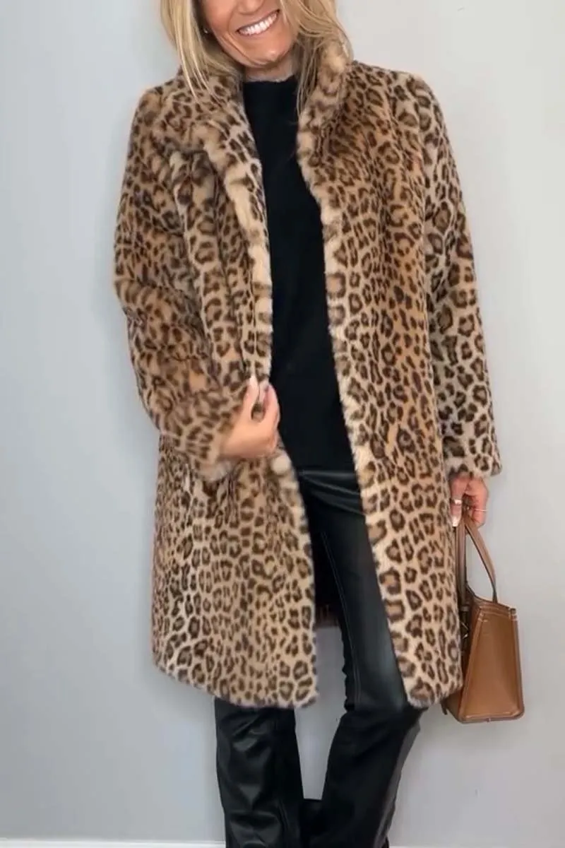 Chic Leopard Print Coat