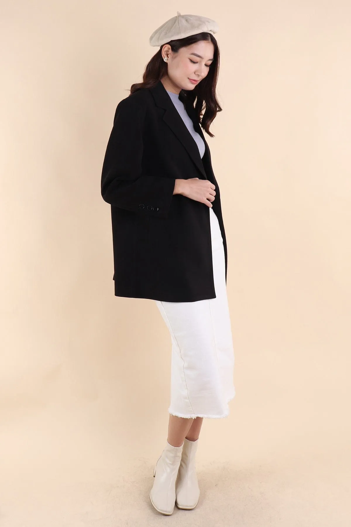 NARNIA WINTER COAT IN BLACK