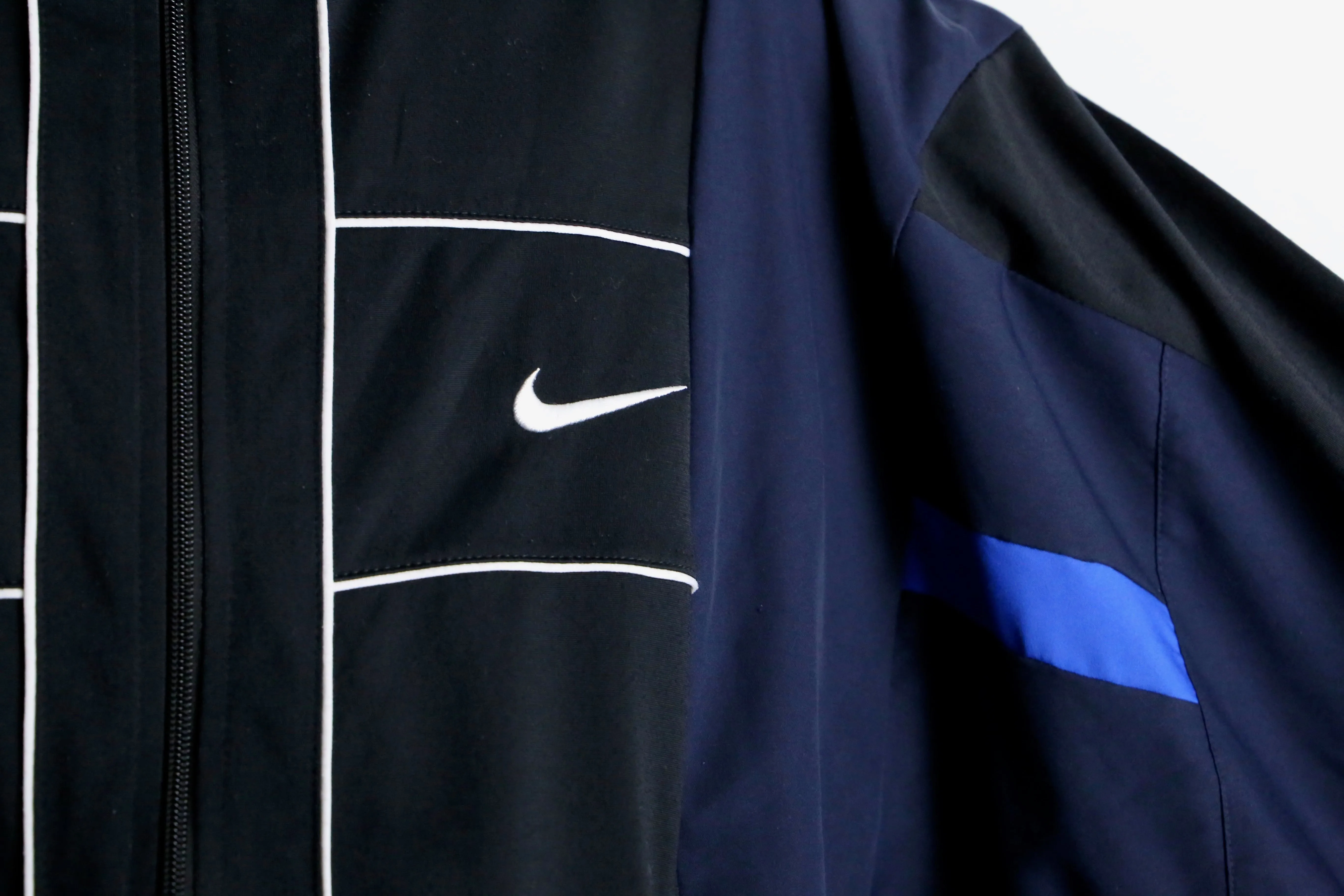 "Re:make" black×navy dolman sleeve track jacket